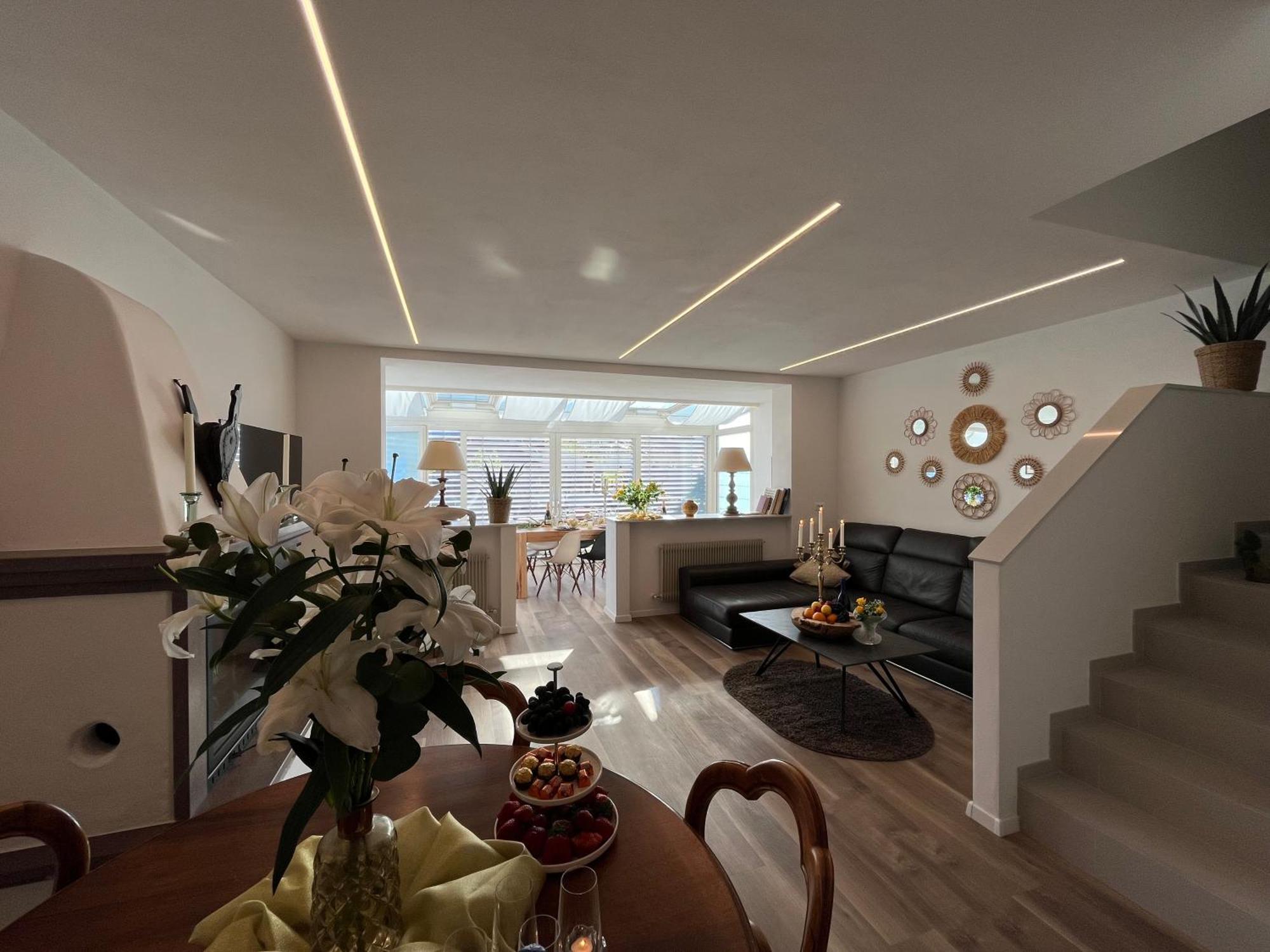 Guesthouse Le Palme Postal / Burgstall ภายนอก รูปภาพ