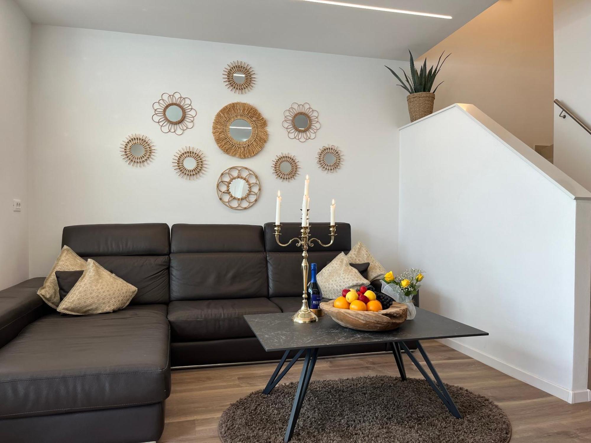 Guesthouse Le Palme Postal / Burgstall ภายนอก รูปภาพ